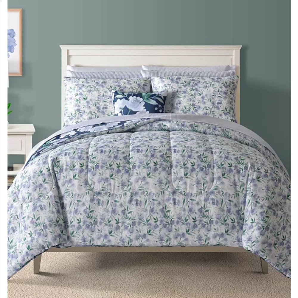 Bella Blue 12 Piece Reversible Full Comforter Set
